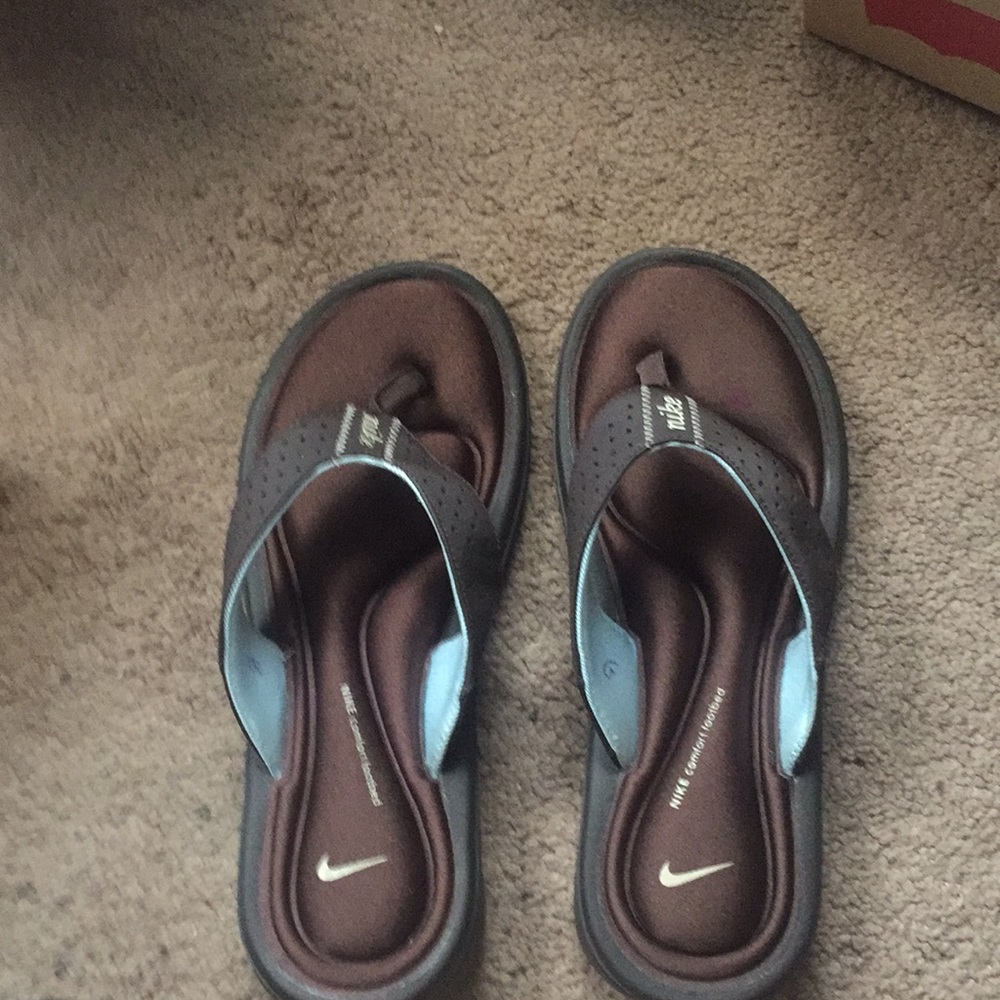 Nike Comfort Slides✨